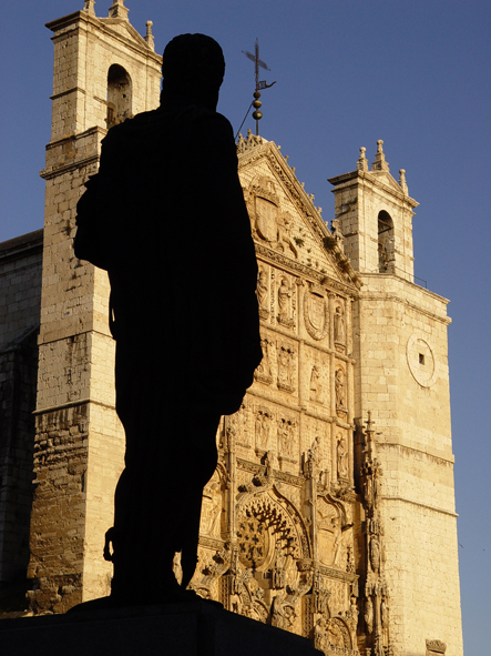 Monumento a Felipe II en la plaza de san Pablo. Foto LJC